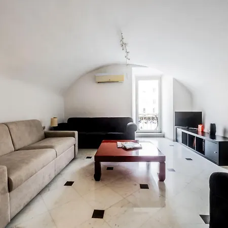 Piazza Navona Balcony Experience Апартаменты Рим